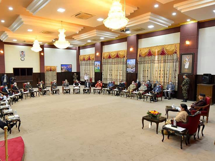 शीतलनिवासकाे सर्वदलीय बैठकमा राष्ट्रपतिबाहेक सबै पुरुष ?